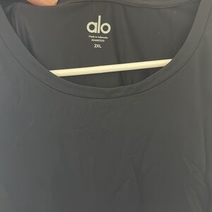 Alo-Men’s Sleeveless Top
Never worn